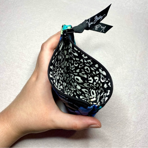 Vera Bradley Blue ‘ Camo Floral ‘ Pattern With Leopard Lining Coin Purse NWOT - Picture 3 of 5